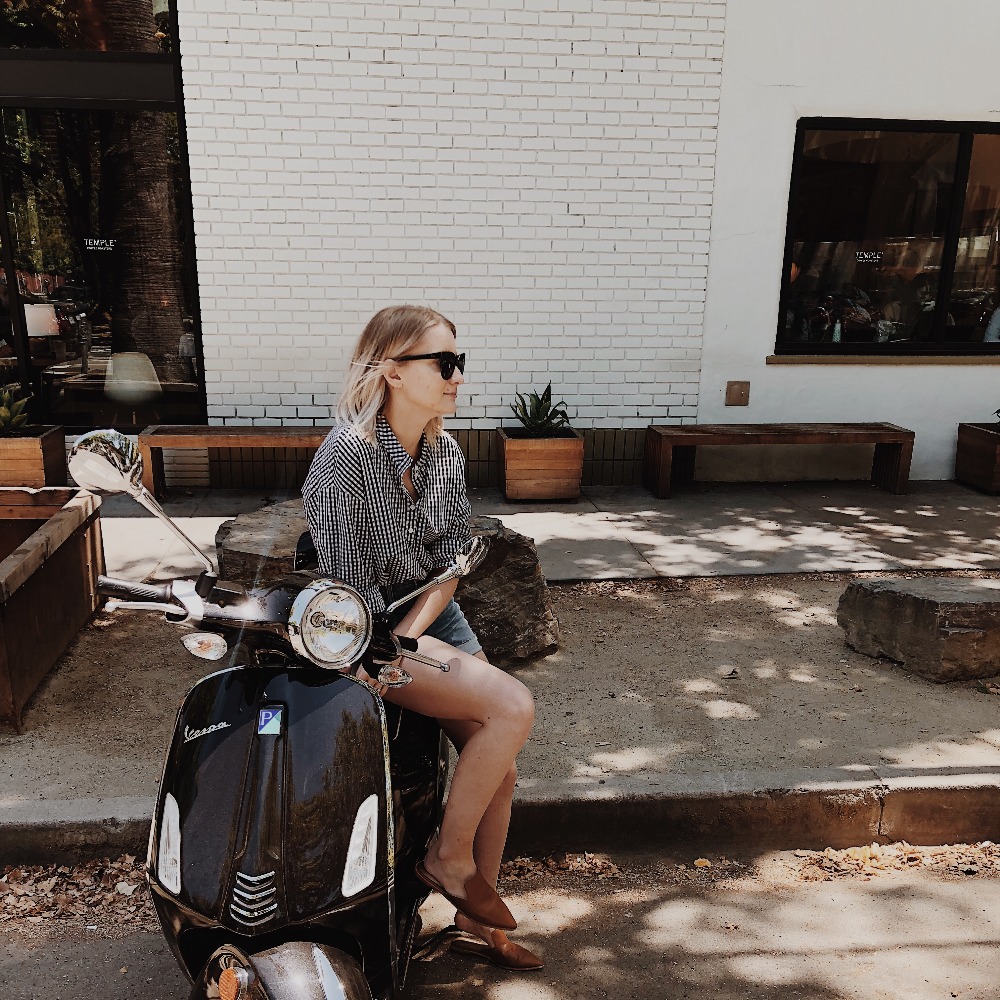 Meet your Posher, Vivi